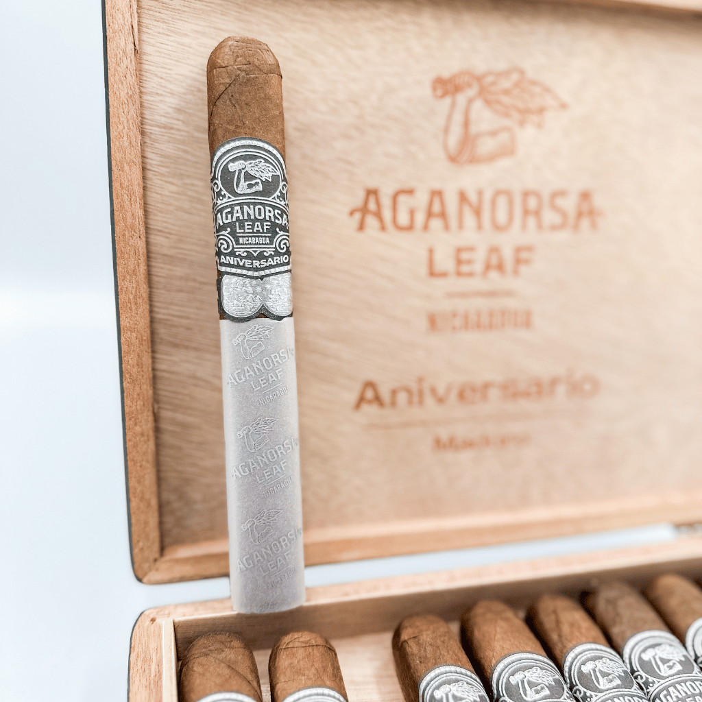 Aganorsa Leaf:  Aniversario Maduro